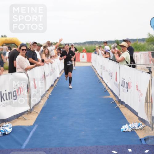 22.06.2025 - Viking Triathlon MichiJ http://msf.ph/oto/8112535 22.06.2025 15:03:17 Ziel 19, 38, 536 meine-sportfotos.de