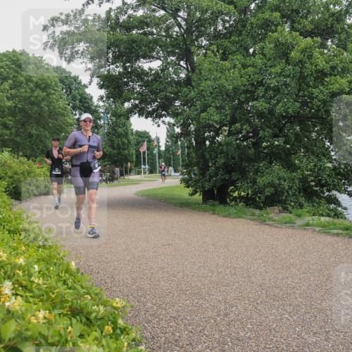 22.06.2025 - Viking Triathlon KatJ http://msf.ph/oto/8112586 22.06.2025 15:05:20 Laufen 441, 501 meine-sportfotos.de
