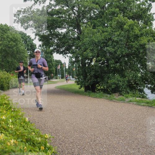 22.06.2025 - Viking Triathlon KatJ http://msf.ph/oto/8112600 22.06.2025 15:05:21 Laufen 441, 501 meine-sportfotos.de