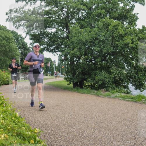22.06.2025 - Viking Triathlon KatJ http://msf.ph/oto/8112638 22.06.2025 15:05:21 Laufen 441, 501 meine-sportfotos.de