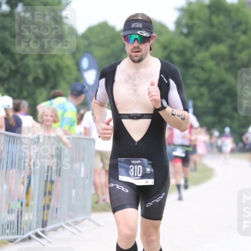 22.06.2025 - Viking Triathlon H.Heesch http://msf.ph/oto/8112731 22.06.2025 14:49:27 Laufen 310, 331 meine-sportfotos.de