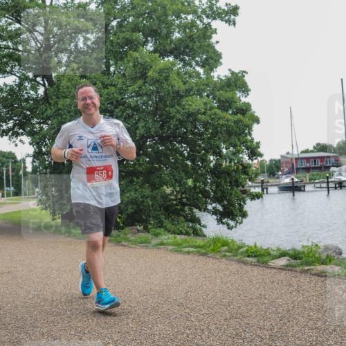 22.06.2025 - Viking Triathlon KatJ http://msf.ph/oto/8112773 22.06.2025 16:11:10 Laufen 656 meine-sportfotos.de