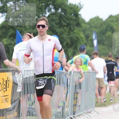 22.06.2025 - Viking Triathlon H.Heesch http://msf.ph/oto/8112815 22.06.2025 14:49:34 Laufen 294 meine-sportfotos.de