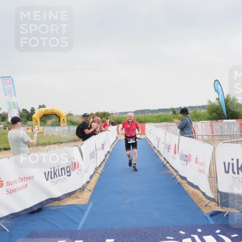 22.06.2025 - Viking Triathlon MichiJ http://msf.ph/oto/8112972 22.06.2025 16:43:13 Ziel 39 meine-sportfotos.de