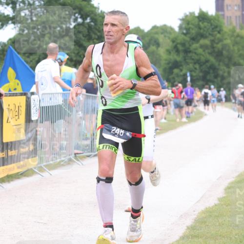 22.06.2025 - Viking Triathlon H.Heesch http://msf.ph/oto/8112980 22.06.2025 14:49:57 Laufen 217, 248 meine-sportfotos.de