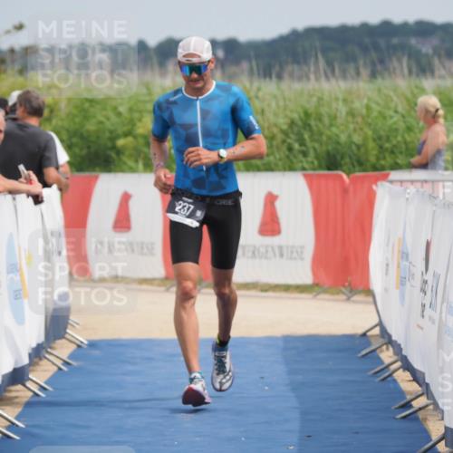 22.06.2025 - Viking Triathlon MichiJ http://msf.ph/oto/8112981 22.06.2025 14:54:15 Ziel 237 meine-sportfotos.de