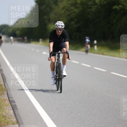 22.06.2025 - Viking Triathlon Yannick Fuchs http://msf.ph/oto/8112986 22.06.2025 11:37:52 Radfahren 457, 501, 520, 619 meine-sportfotos.de