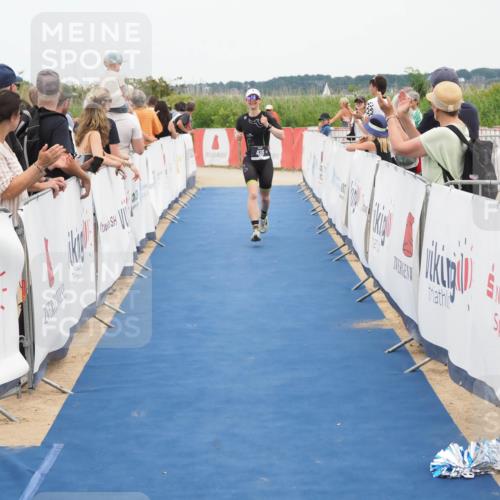 22.06.2025 - Viking Triathlon MichiJ http://msf.ph/oto/8112987 22.06.2025 15:03:52 Ziel 438 meine-sportfotos.de