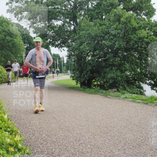 22.06.2025 - Viking Triathlon KatJ http://msf.ph/oto/8113000 22.06.2025 16:13:39 Laufen 270 meine-sportfotos.de