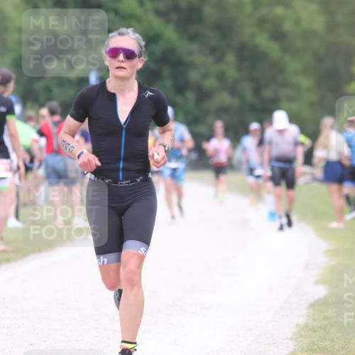 22.06.2025 - Viking Triathlon H.Heesch http://msf.ph/oto/8113015 22.06.2025 14:50:05 Laufen 343 meine-sportfotos.de
