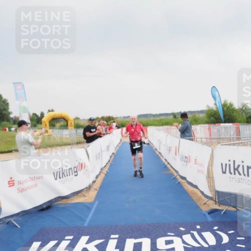 22.06.2025 - Viking Triathlon MichiJ http://msf.ph/oto/8113022 22.06.2025 16:43:14 Ziel 39 meine-sportfotos.de