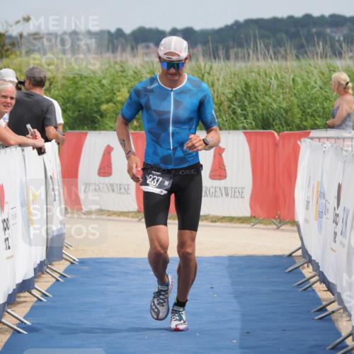 22.06.2025 - Viking Triathlon MichiJ http://msf.ph/oto/8113058 22.06.2025 14:54:15 Ziel 237 meine-sportfotos.de