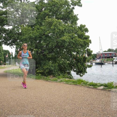 22.06.2025 - Viking Triathlon KatJ http://msf.ph/oto/8113068 22.06.2025 15:05:38 Laufen 465, 538 meine-sportfotos.de