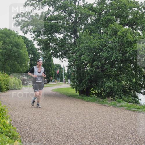 22.06.2025 - Viking Triathlon KatJ http://msf.ph/oto/8113103 22.06.2025 16:15:24 Laufen 431 meine-sportfotos.de