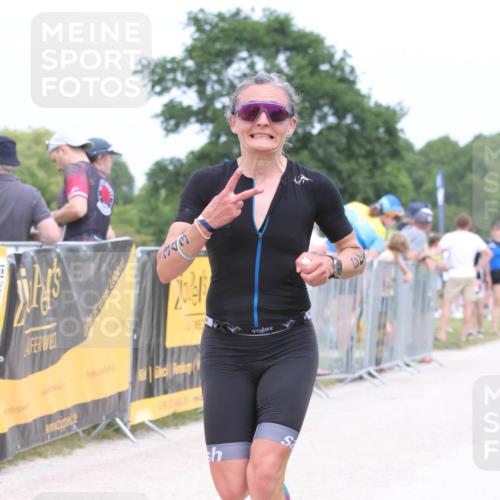 22.06.2025 - Viking Triathlon H.Heesch http://msf.ph/oto/8113137 22.06.2025 14:50:09 Laufen 343 meine-sportfotos.de