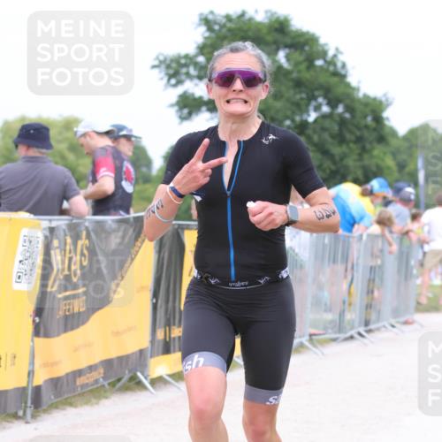 22.06.2025 - Viking Triathlon H.Heesch http://msf.ph/oto/8113146 22.06.2025 14:50:09 Laufen 343 meine-sportfotos.de