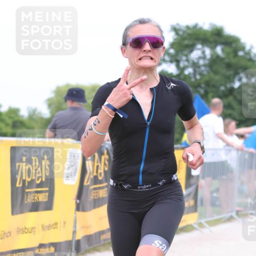 22.06.2025 - Viking Triathlon H.Heesch http://msf.ph/oto/8113171 22.06.2025 14:50:09 Laufen 343 meine-sportfotos.de