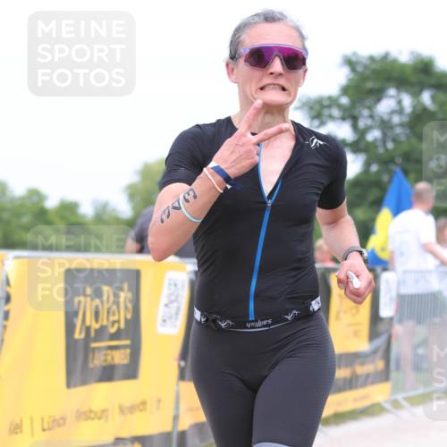 22.06.2025 - Viking Triathlon H.Heesch http://msf.ph/oto/8113180 22.06.2025 14:50:09 Laufen 343 meine-sportfotos.de