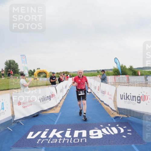 22.06.2025 - Viking Triathlon MichiJ http://msf.ph/oto/8113181 22.06.2025 16:43:15 Ziel 39 meine-sportfotos.de