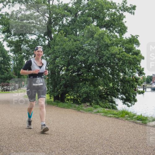 22.06.2025 - Viking Triathlon KatJ http://msf.ph/oto/8113188 22.06.2025 16:15:26 Laufen 431 meine-sportfotos.de