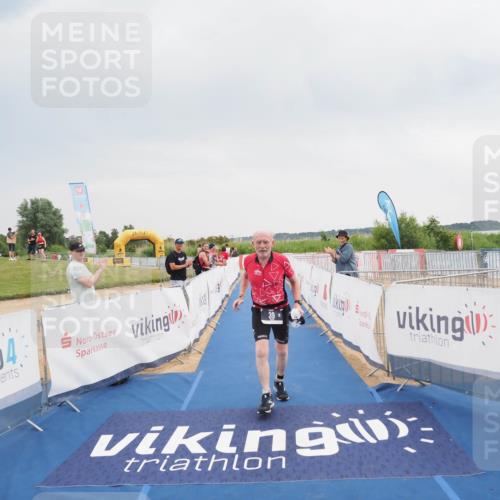 22.06.2025 - Viking Triathlon MichiJ http://msf.ph/oto/8113193 22.06.2025 16:43:15 Ziel 39 meine-sportfotos.de