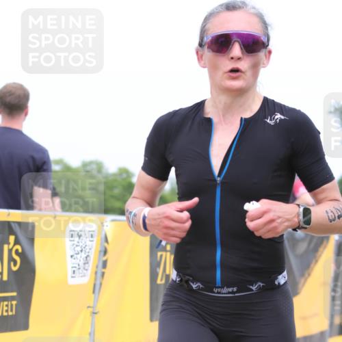 22.06.2025 - Viking Triathlon H.Heesch http://msf.ph/oto/8113195 22.06.2025 14:50:09 Laufen 343 meine-sportfotos.de