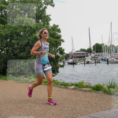 22.06.2025 - Viking Triathlon KatJ http://msf.ph/oto/8113216 22.06.2025 15:05:39 Laufen 465 meine-sportfotos.de