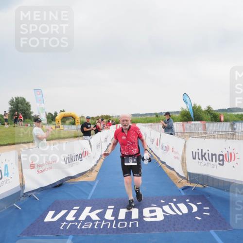 22.06.2025 - Viking Triathlon MichiJ http://msf.ph/oto/8113217 22.06.2025 16:43:16 Ziel 39 meine-sportfotos.de