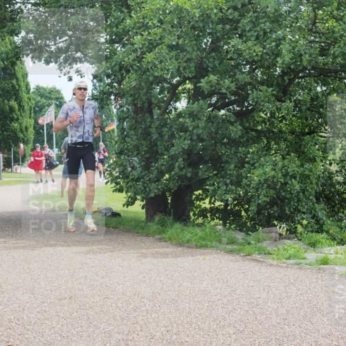 22.06.2025 - Viking Triathlon KatJ http://msf.ph/oto/8113236 22.06.2025 12:50:52 Laufen 485 meine-sportfotos.de