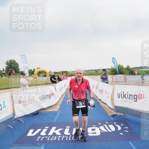 22.06.2025 - Viking Triathlon MichiJ http://msf.ph/oto/8113245 22.06.2025 16:43:16 Ziel 39 meine-sportfotos.de