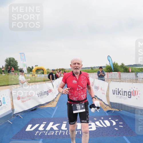 22.06.2025 - Viking Triathlon MichiJ http://msf.ph/oto/8113282 22.06.2025 16:43:17 Ziel 39 meine-sportfotos.de