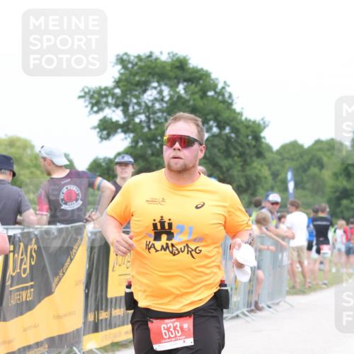 22.06.2025 - Viking Triathlon H.Heesch http://msf.ph/oto/8113364 22.06.2025 14:50:42 Laufen 51, 236, 633 meine-sportfotos.de