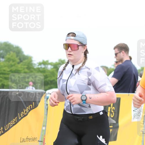 22.06.2025 - Viking Triathlon H.Heesch http://msf.ph/oto/8113378 22.06.2025 14:50:43 Laufen 51, 236, 633 meine-sportfotos.de