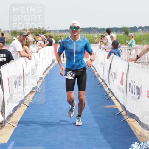 22.06.2025 - Viking Triathlon MichiJ http://msf.ph/oto/8113439 22.06.2025 14:54:18 Ziel 135, 237 meine-sportfotos.de
