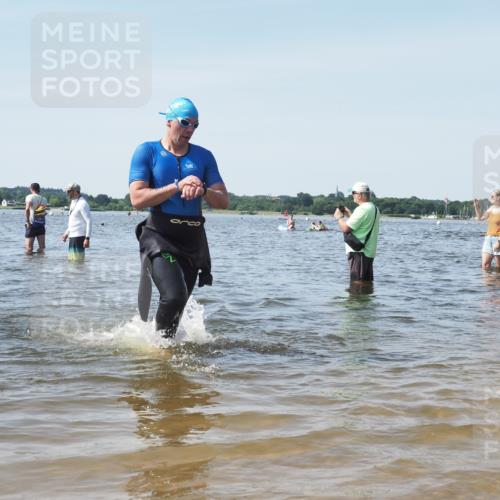 22.06.2025 - Viking Triathlon KatJ http://msf.ph/oto/8113453 22.06.2025 10:41:13 Schwimmen 94, 153, 314, 389, 390, 496, 631 meine-sportfotos.de