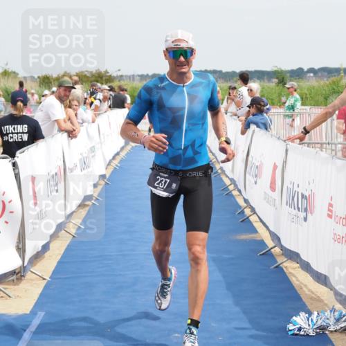 22.06.2025 - Viking Triathlon MichiJ http://msf.ph/oto/8113503 22.06.2025 14:54:19 Ziel 135, 237 meine-sportfotos.de