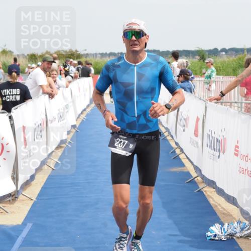 22.06.2025 - Viking Triathlon MichiJ http://msf.ph/oto/8113530 22.06.2025 14:54:19 Ziel 135, 237 meine-sportfotos.de