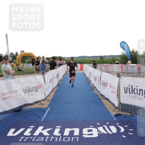 22.06.2025 - Viking Triathlon MichiJ http://msf.ph/oto/8113551 22.06.2025 16:25:43 Ziel 133, 166 meine-sportfotos.de