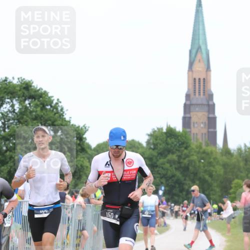 22.06.2025 - Viking Triathlon H.Heesch http://msf.ph/oto/8113631 22.06.2025 14:51:02 Laufen 12, 150, 407, 555 meine-sportfotos.de
