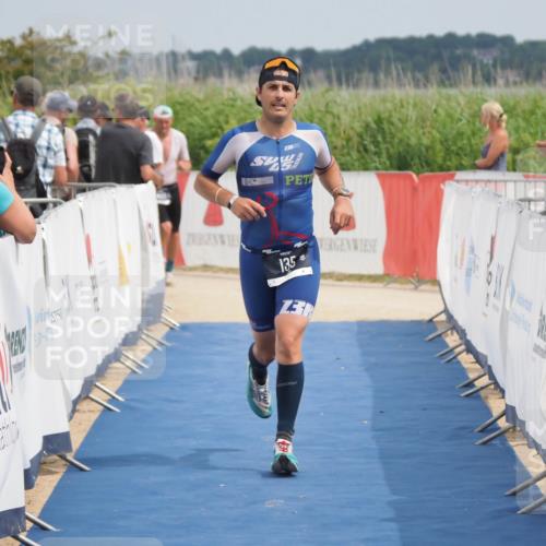 22.06.2025 - Viking Triathlon MichiJ http://msf.ph/oto/8113635 22.06.2025 14:54:22 Ziel 135, 237, 448 meine-sportfotos.de