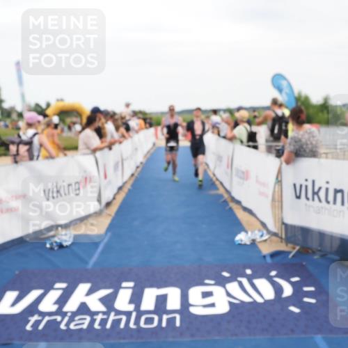 22.06.2025 - Viking Triathlon MichiJ http://msf.ph/oto/8113636 22.06.2025 15:04:25 Ziel 255, 550 meine-sportfotos.de