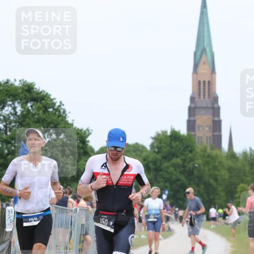 22.06.2025 - Viking Triathlon H.Heesch http://msf.ph/oto/8113647 22.06.2025 14:51:02 Laufen 12, 150, 407, 555 meine-sportfotos.de