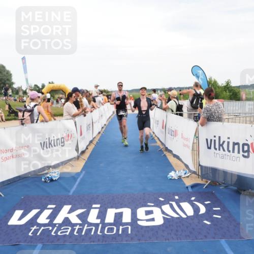 22.06.2025 - Viking Triathlon MichiJ http://msf.ph/oto/8113683 22.06.2025 15:04:25 Ziel 255, 550 meine-sportfotos.de