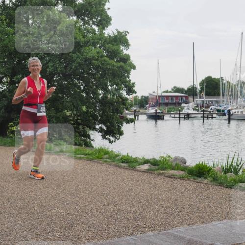 22.06.2025 - Viking Triathlon KatJ http://msf.ph/oto/8113693 22.06.2025 16:19:08 Laufen 484 meine-sportfotos.de