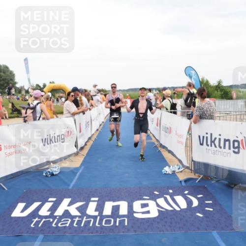 22.06.2025 - Viking Triathlon MichiJ http://msf.ph/oto/8113701 22.06.2025 15:04:26 Ziel 255, 550 meine-sportfotos.de