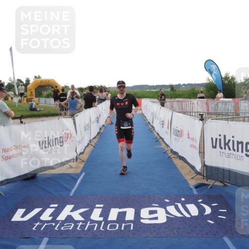 22.06.2025 - Viking Triathlon MichiJ http://msf.ph/oto/8113766 22.06.2025 16:25:45 Ziel 133, 166 meine-sportfotos.de
