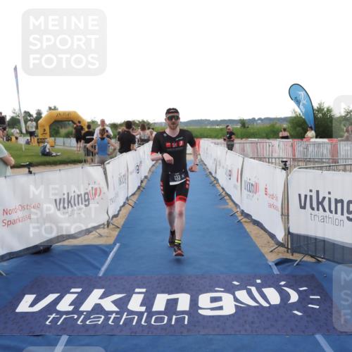 22.06.2025 - Viking Triathlon MichiJ http://msf.ph/oto/8113804 22.06.2025 16:25:45 Ziel 133, 166 meine-sportfotos.de