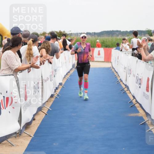 22.06.2025 - Viking Triathlon MichiJ http://msf.ph/oto/8113805 22.06.2025 15:04:46 Ziel 215 meine-sportfotos.de