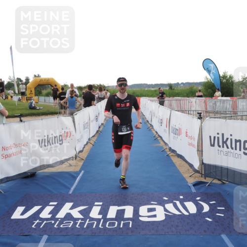 22.06.2025 - Viking Triathlon MichiJ http://msf.ph/oto/8113819 22.06.2025 16:25:45 Ziel 133, 166 meine-sportfotos.de