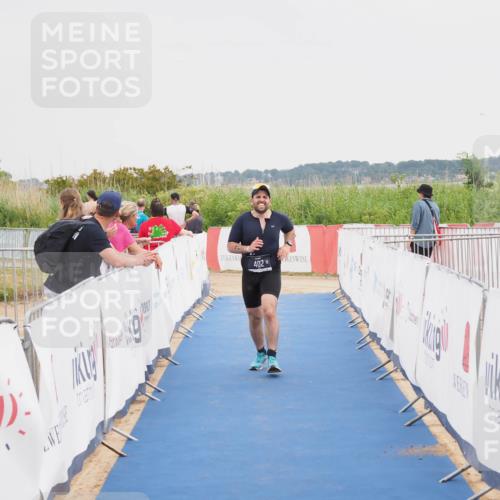 22.06.2025 - Viking Triathlon MichiJ http://msf.ph/oto/8113860 22.06.2025 16:44:56 Ziel 402 meine-sportfotos.de